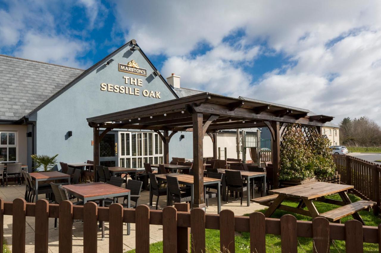 Sessile Oak, Llanelli By Marston'S Inns Екстериор снимка