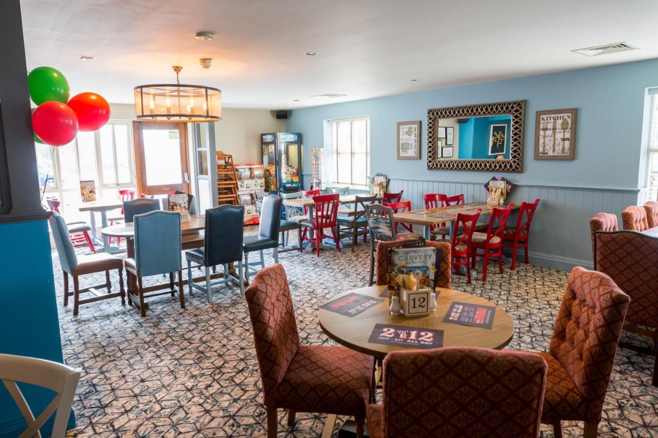 Sessile Oak, Llanelli By Marston'S Inns Екстериор снимка